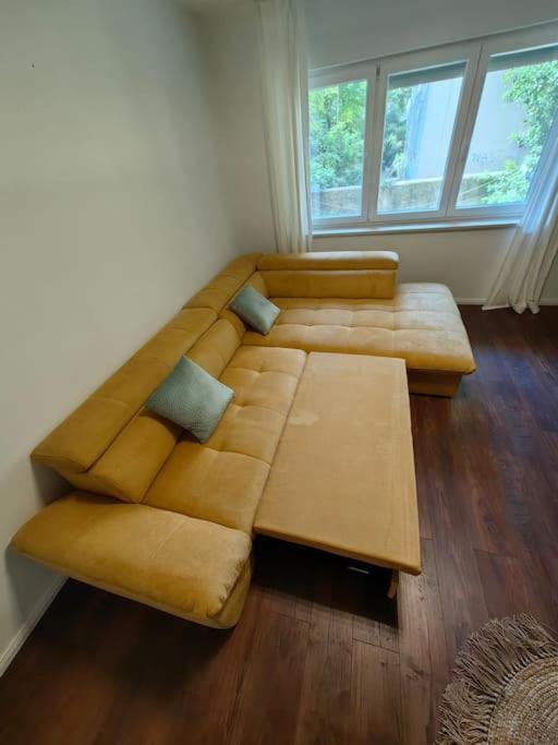 New 1 Bedroom Near Center And Beach Split Exterior photo